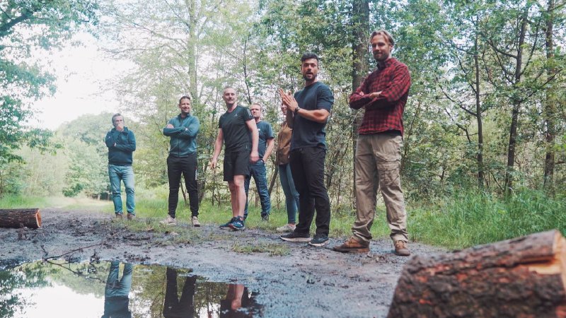 Unique corporate events in the forests near Breda, focused on connection and team building.
